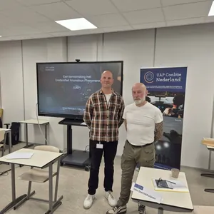 ROC students learn to navigate a complex information society: lessons on UAP